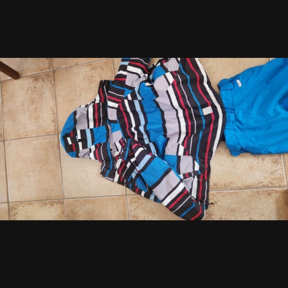 Kids snow jacket and pants 5-8yo